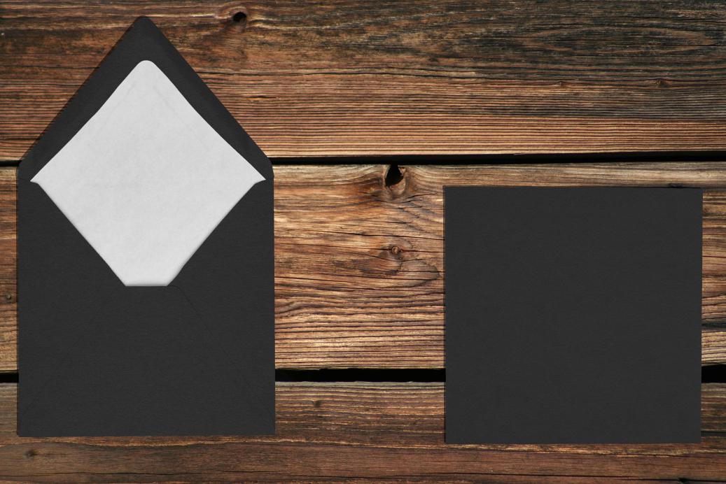 Briefhüllen mit Seidenfutter 164x164 mm Nassklebend Schwarz gerippt 100 g/qm